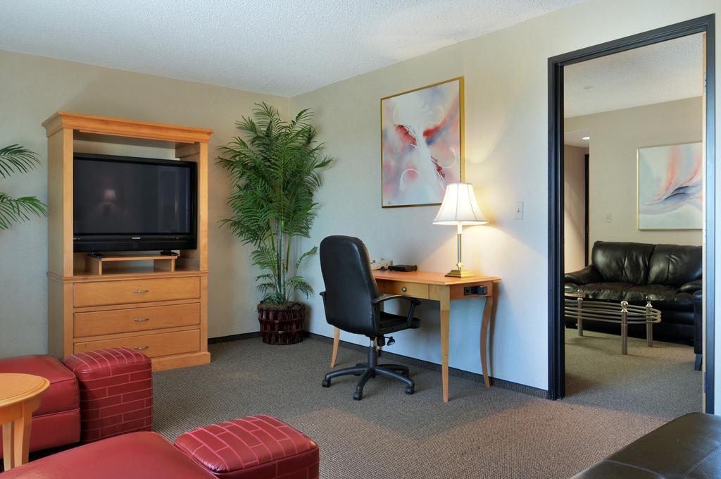 Red Lion Hotel Denver Southeast Аврора Номер фото